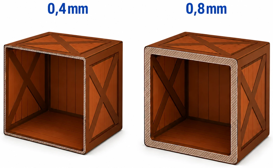 Zwei aufgeschnittene Würfel im Vergleich: links eine dünne Wand mit 0,4 mm, rechts die doppelt so dicke Wand mit 0,8 mm
